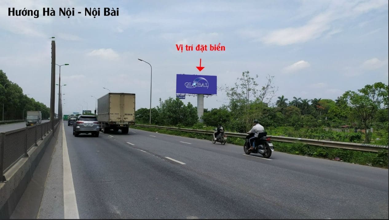 Ảnh vị trí 7A (H2/3+60) Bên tay phải đường Võ Văn Kiệt hướng cầu Thăng Long đi sân bay Nội Bài, 1/3